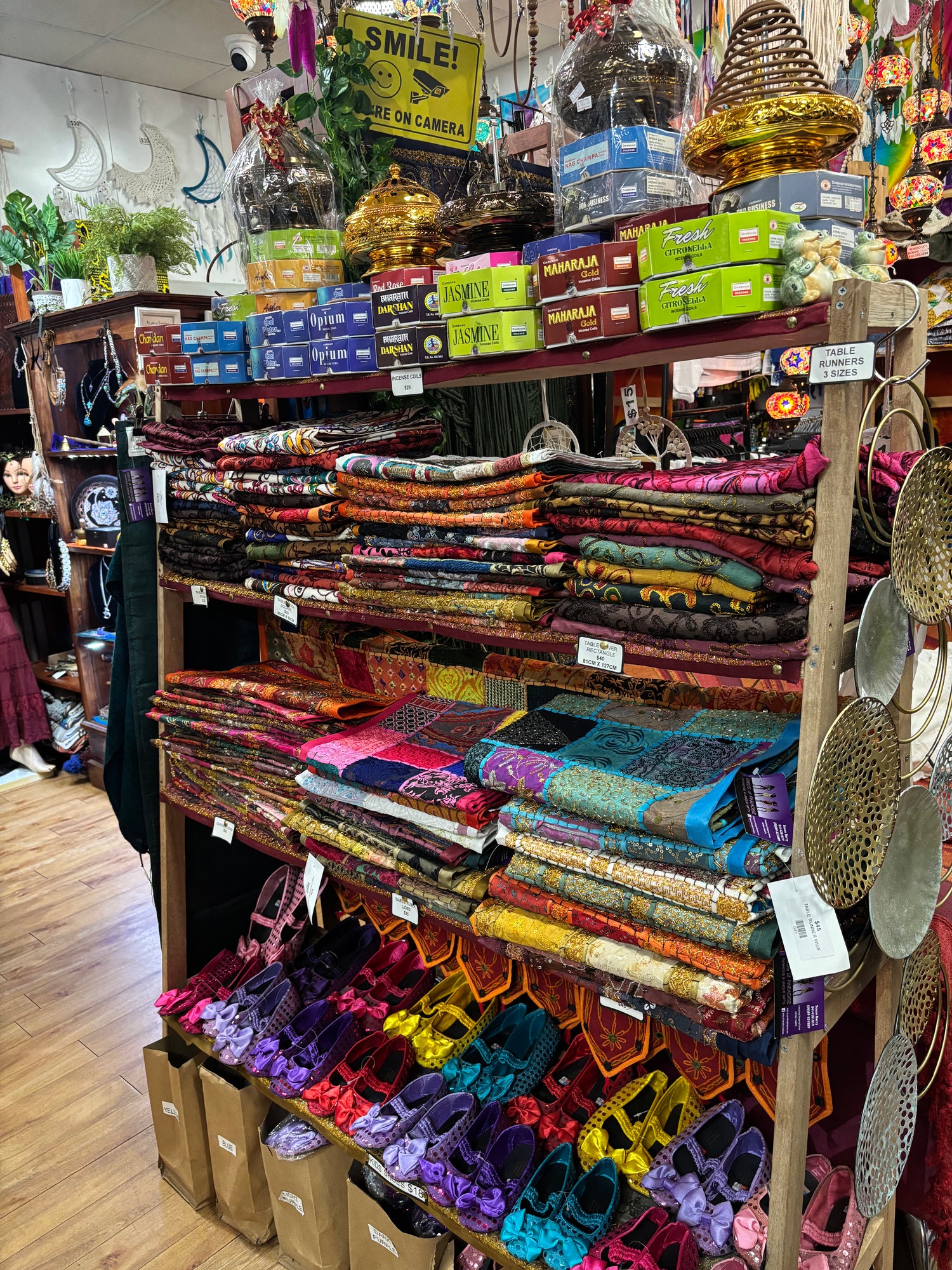 Unique Table runners and covers for dining and outdoor tables