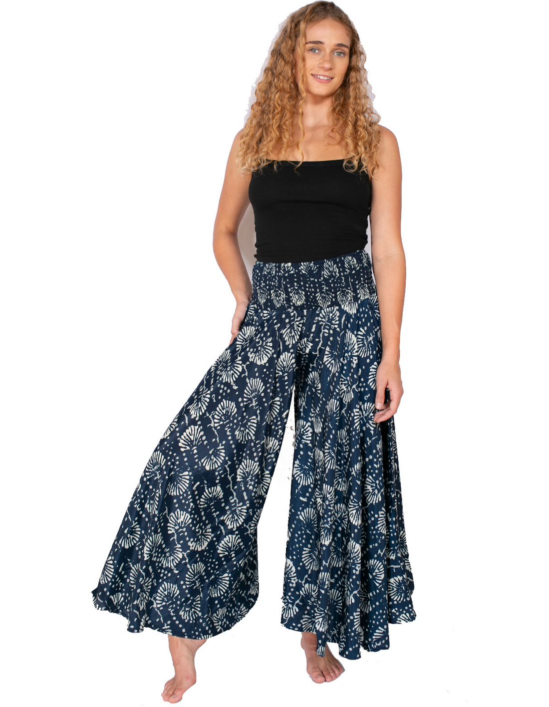 OM Designs MEERA PANTS – NAVY PALMS