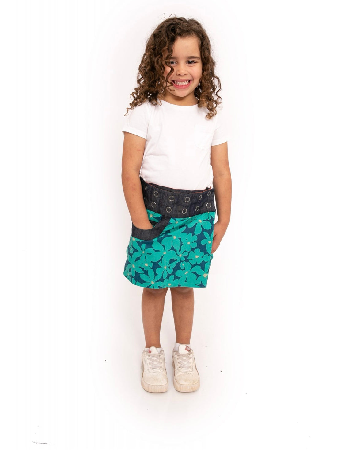OM Designs KIDS NEW ENERGY SKIRTS - DAISY BLUE / FLOWER FANS